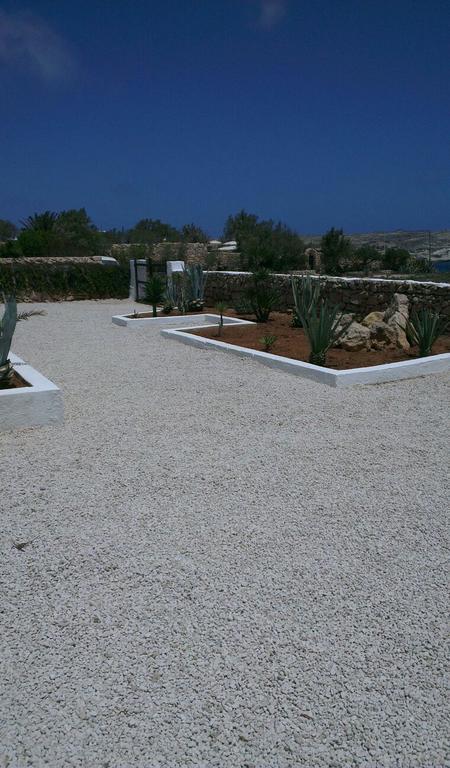 I Dammusi Di Pippo Apartment Lampedusa Luaran gambar